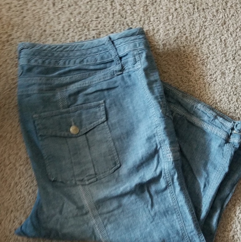 Lane Bryant Capris